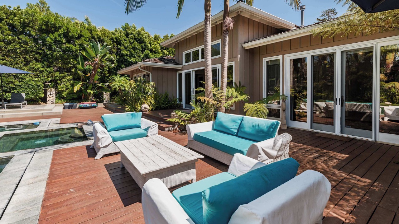 Photo of Patio Balcony in La Jolla Shores