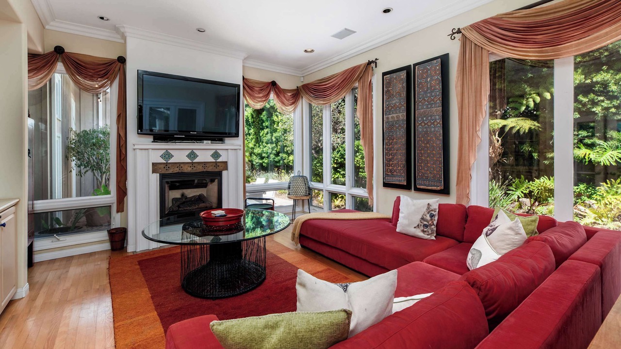 Photo of Livingroom in La Jolla Shores