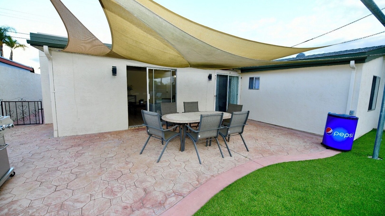 Photo of Outdoor in Serra Mesa