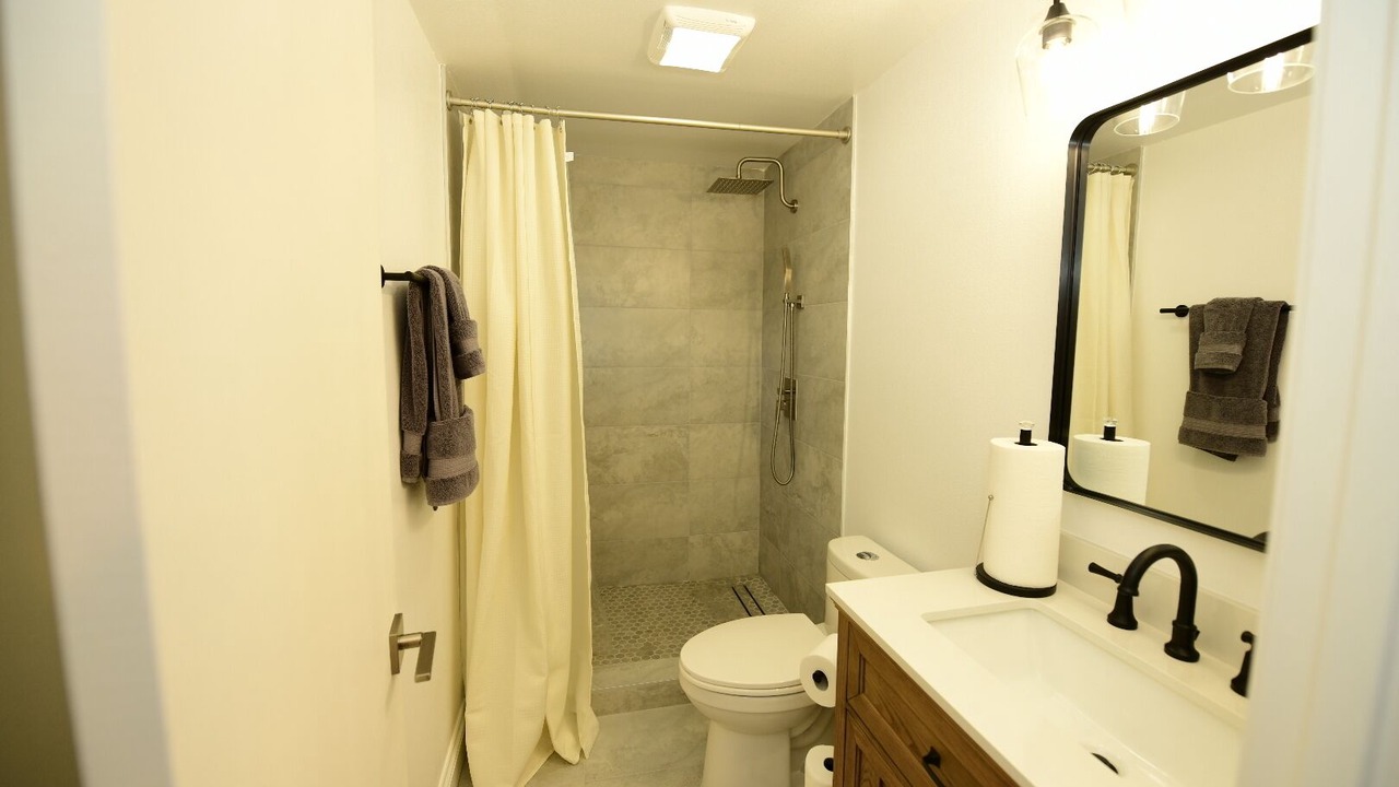 Photo of Bathroom in Serra Mesa