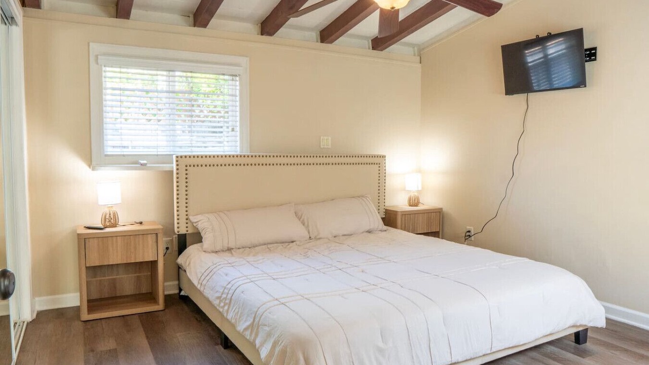Photo of Bedroom in Clairemont