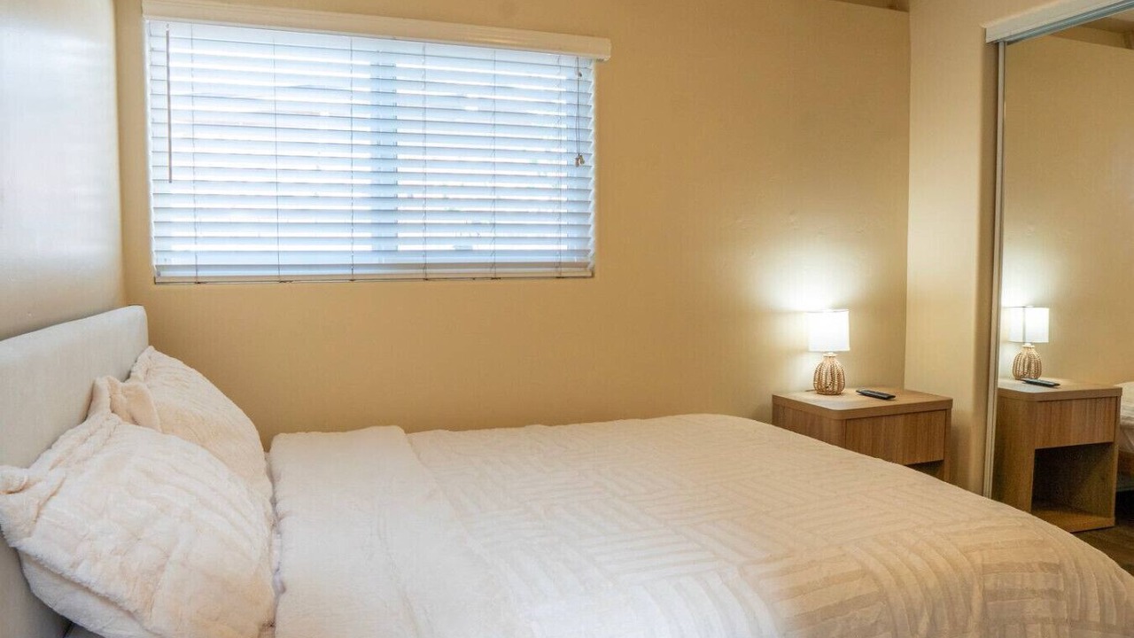 Photo of Bedroom in Clairemont