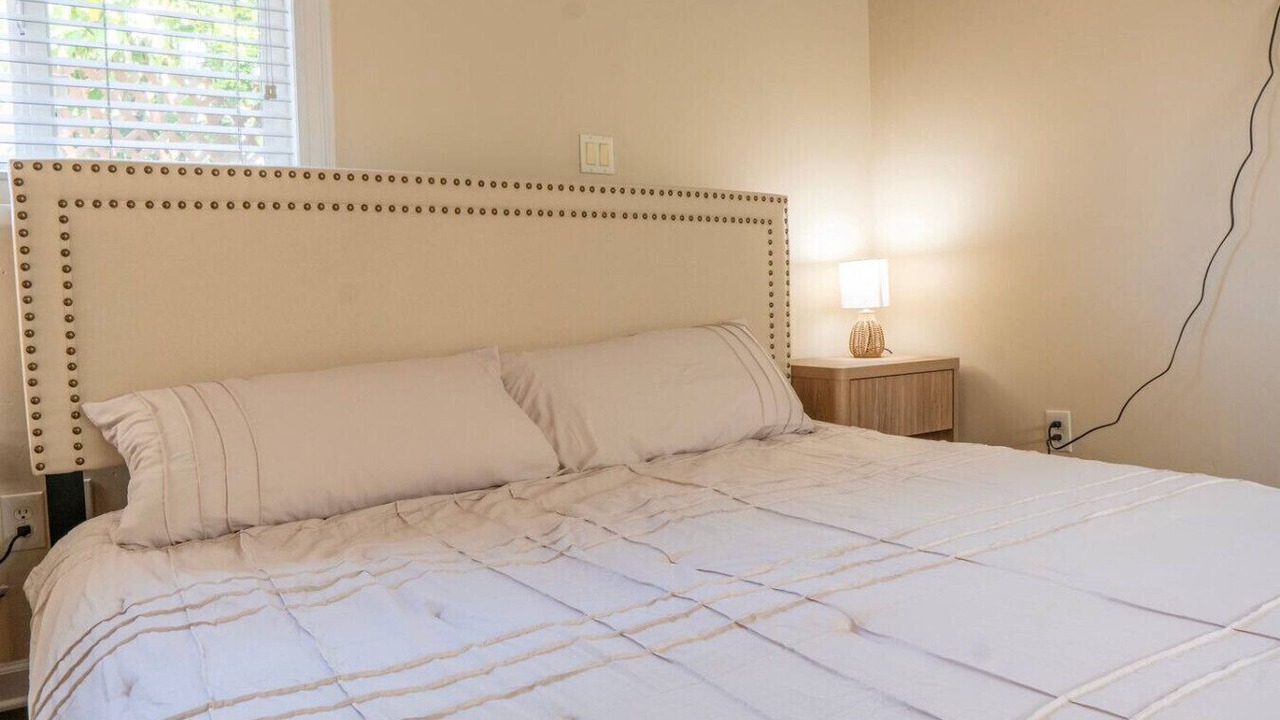 Photo of Bedroom in Clairemont