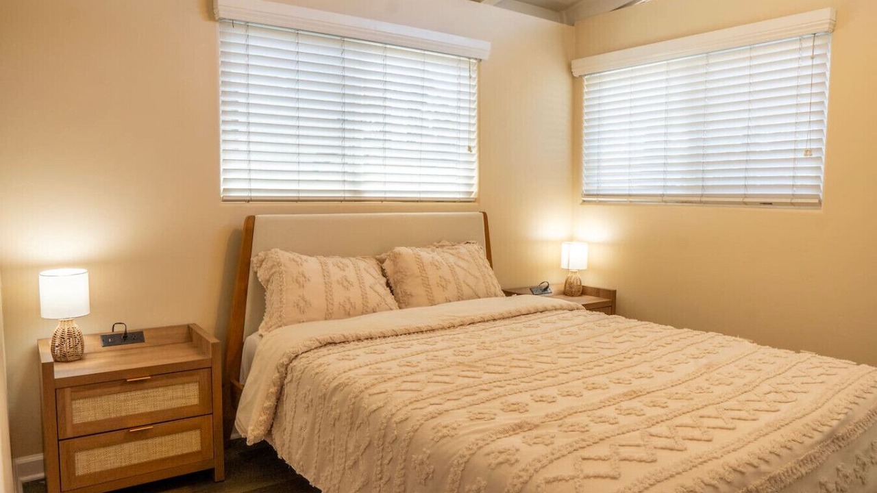 Photo of Bedroom in Clairemont