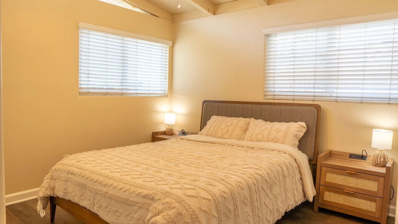 Photo of Bedroom in Clairemont