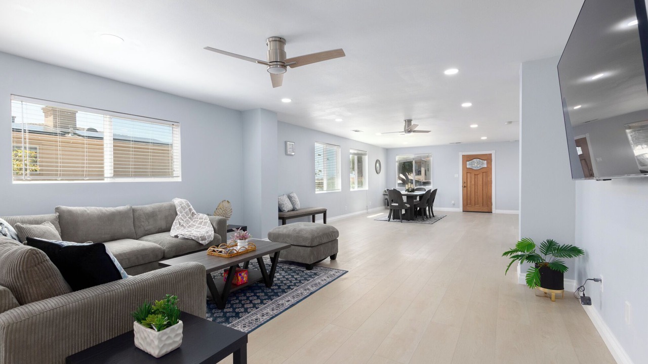Photo of Livingroom in Linda Vista