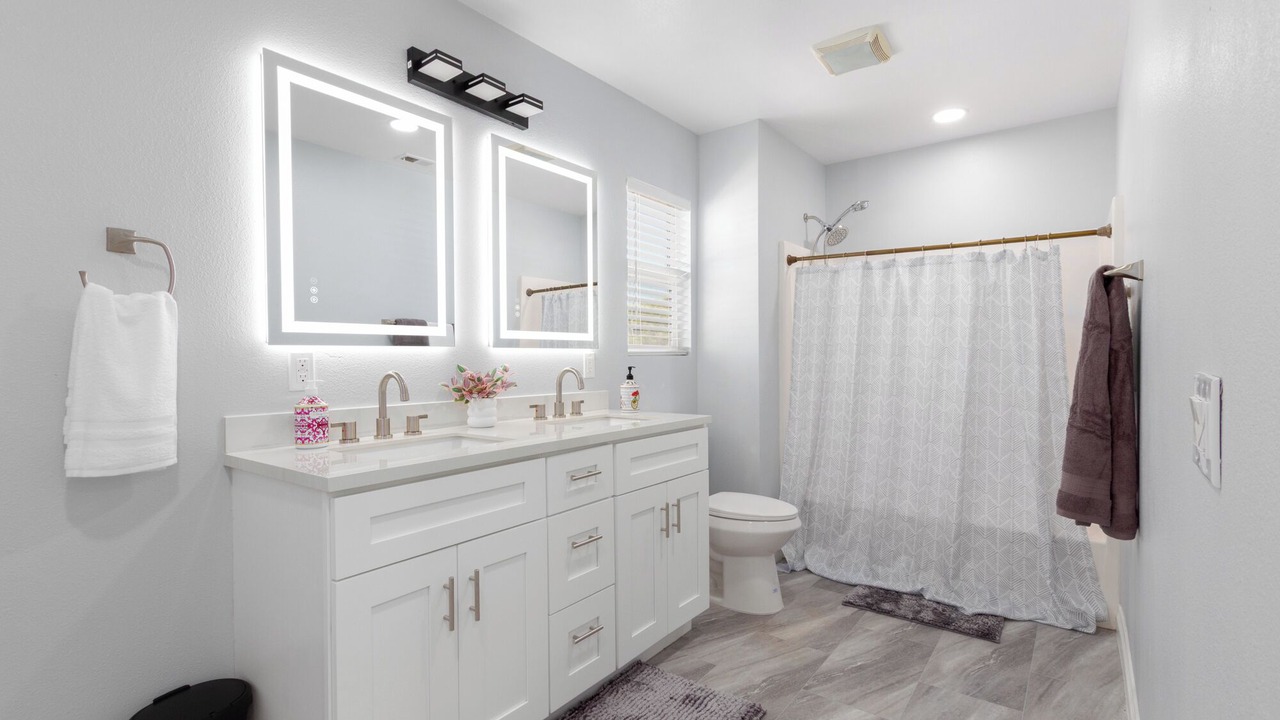 Photo of Bathroom in Linda Vista