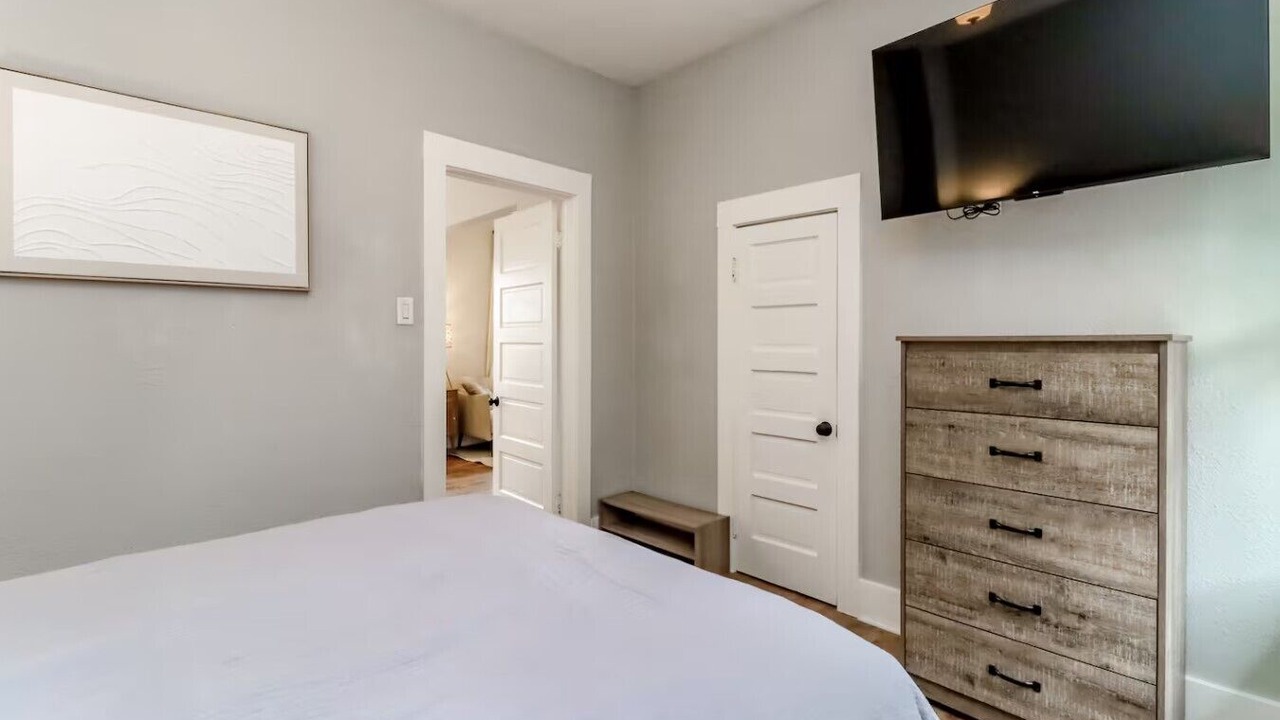 Photo of Bedroom in North Beacon Hill