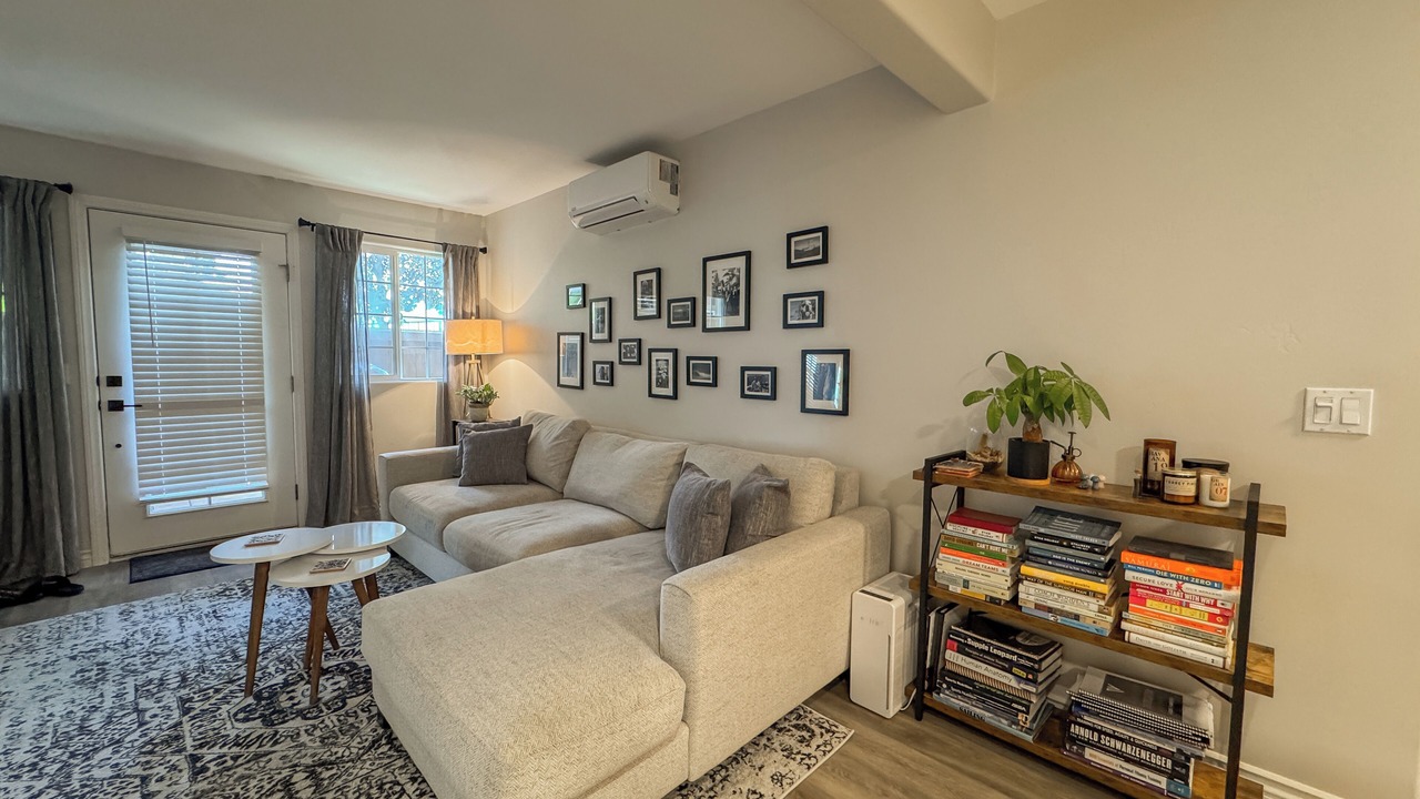 Photo of Livingroom in Clairemont