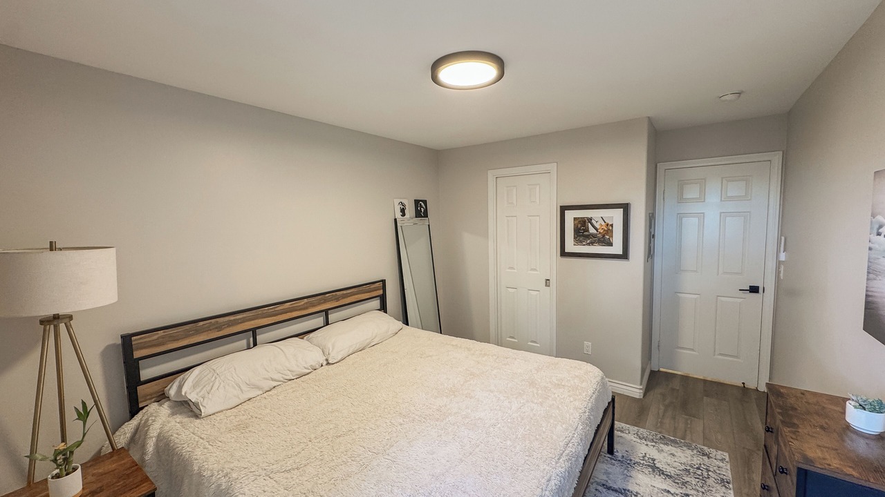 Photo of Bedroom in Clairemont
