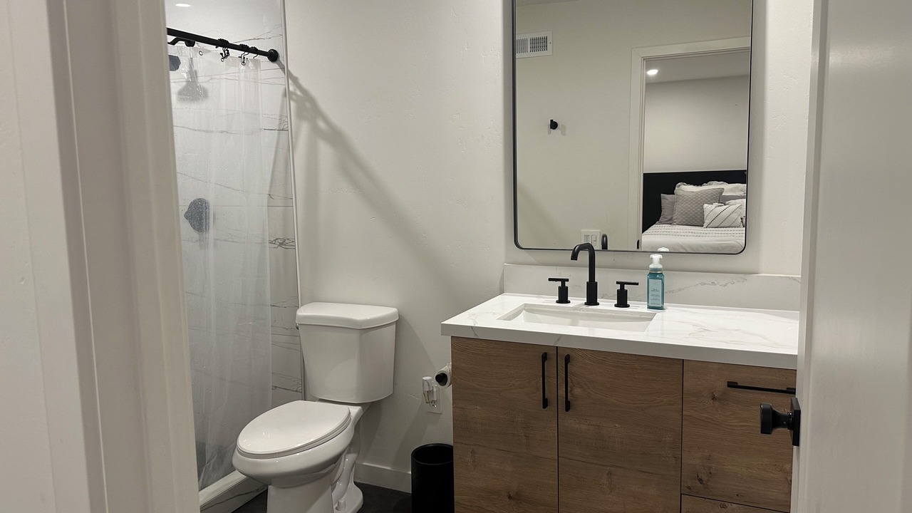 Photo of Bathroom in Allied Gardens