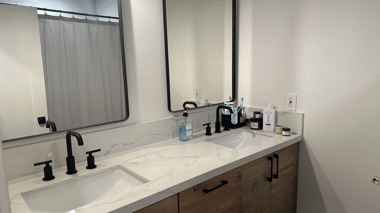 Photo of Bathroom in Allied Gardens