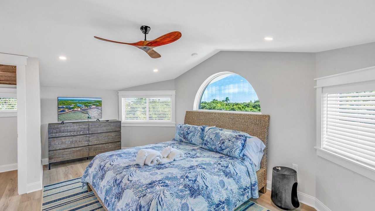 Photo of Bedroom in Marathon