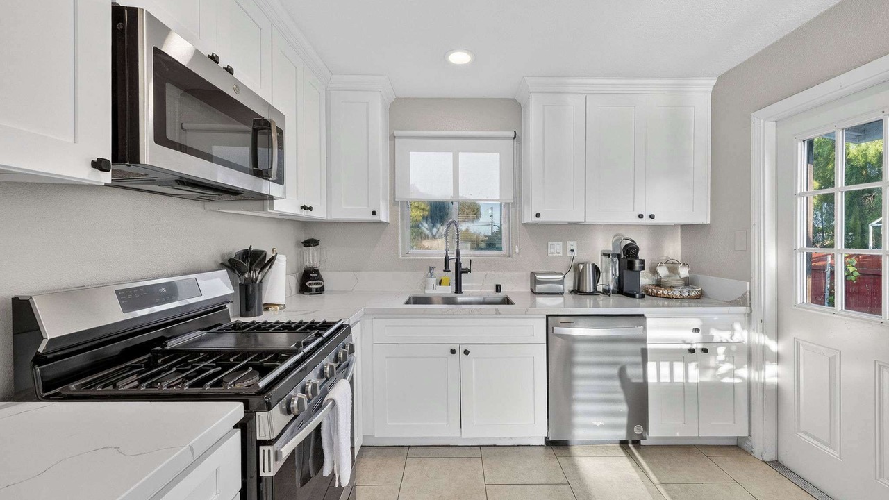 Photo of Kitchen in Linda Vista