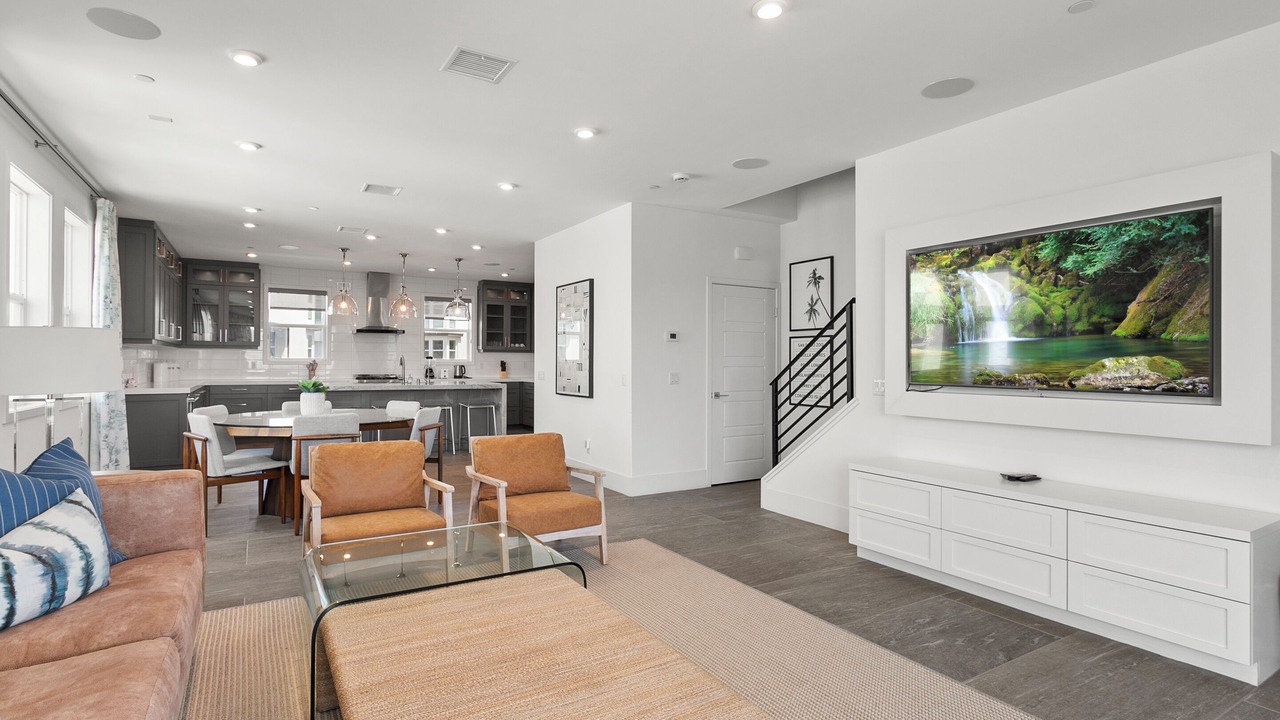 Photo of Livingroom in Serra Mesa