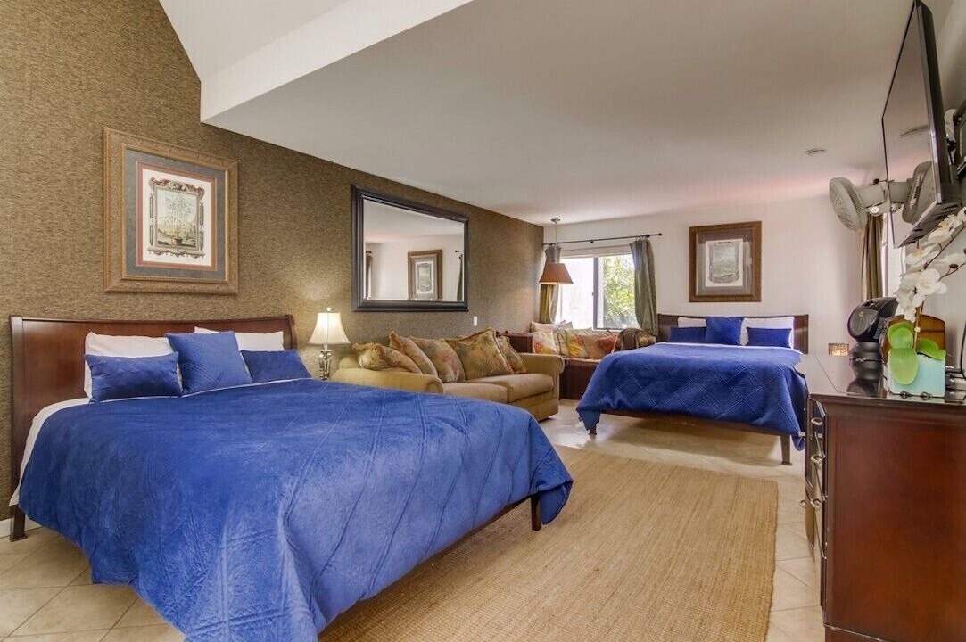 Photo of Bedroom in Crown Point