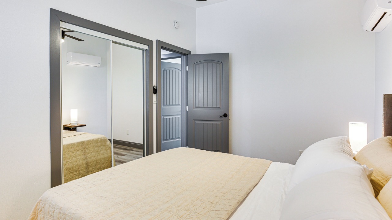 Photo of Bedroom in Serra Mesa