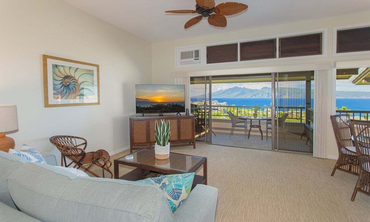 Photo of Livingroom in Kapalua