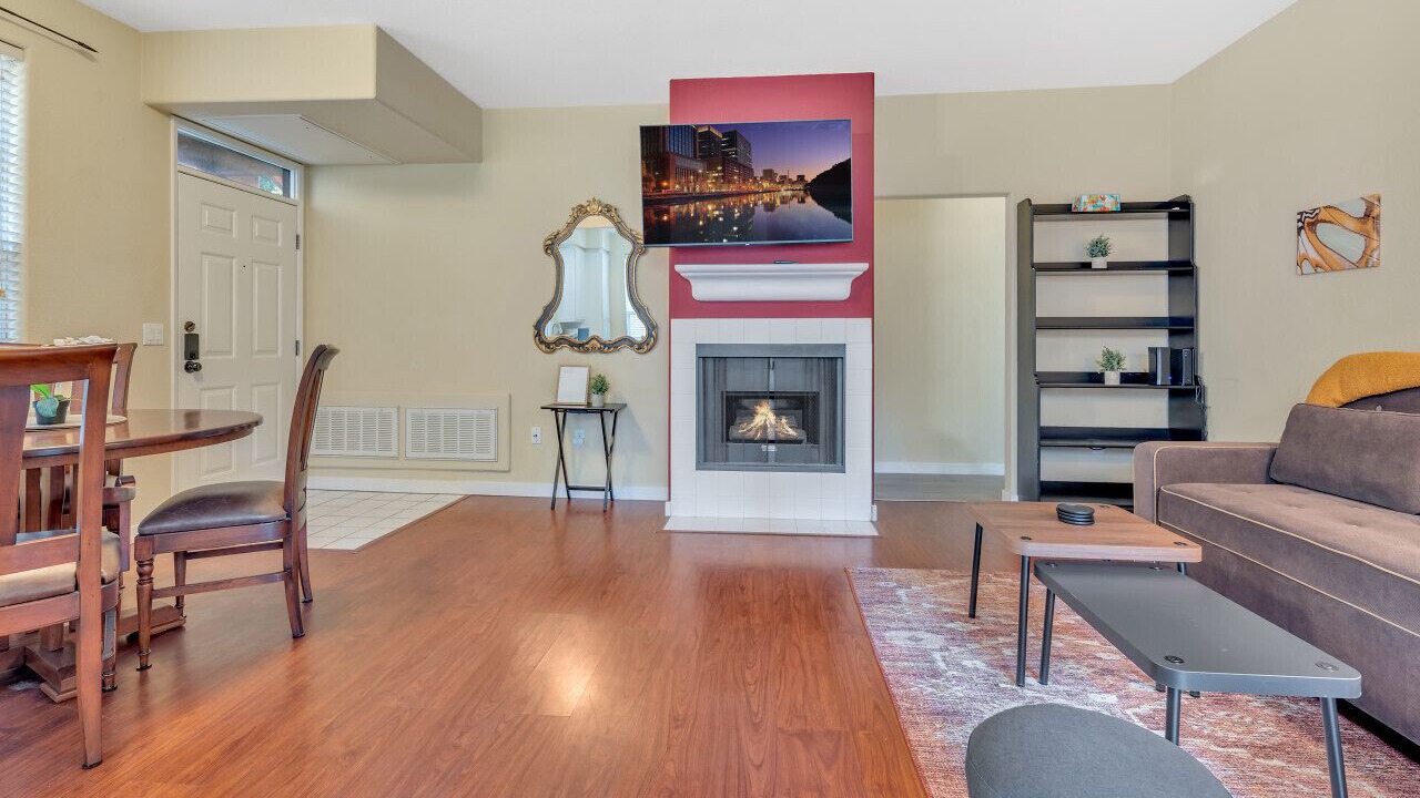 Photo of Livingroom in Carmel Valley