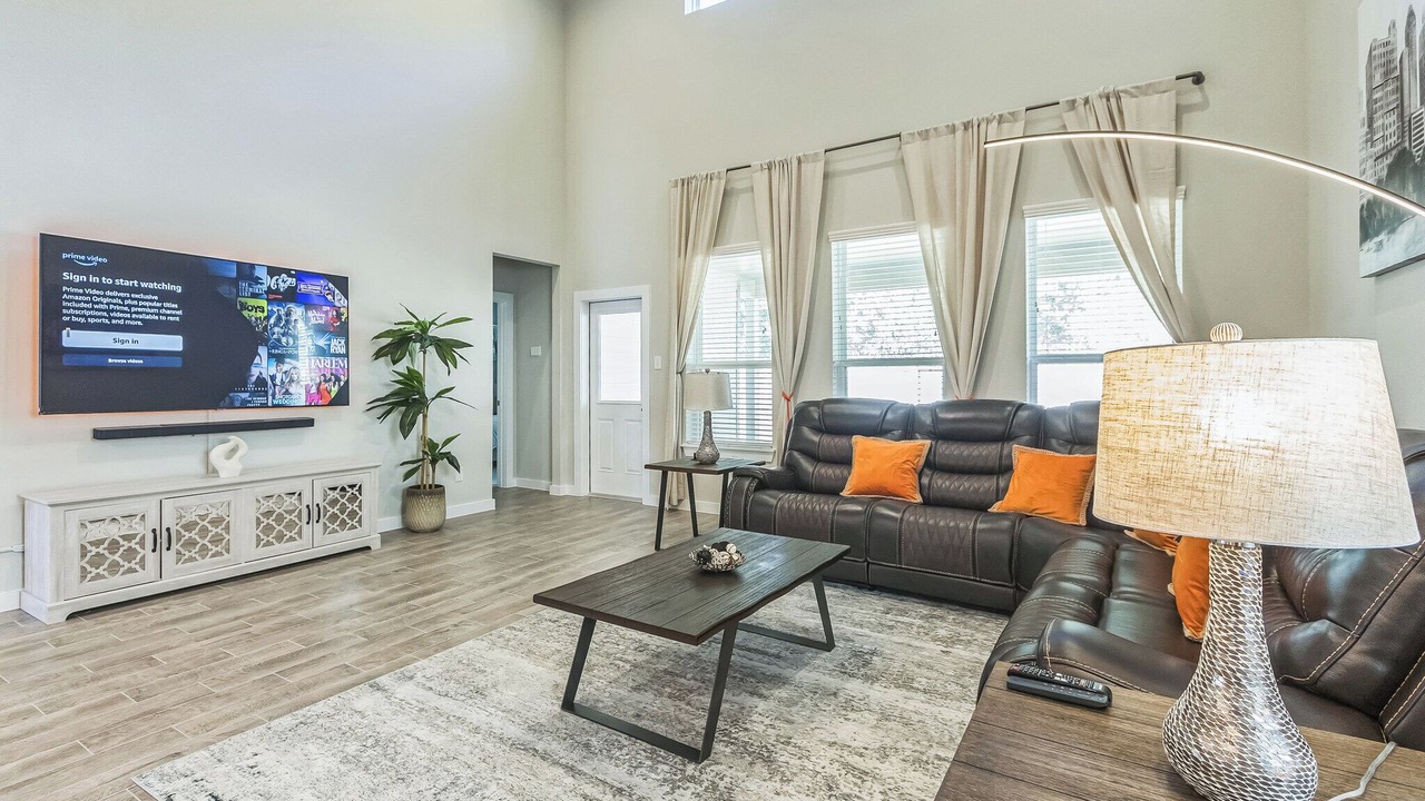 Photo of Livingroom in Barrett
