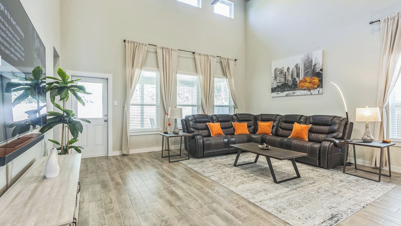 Photo of Livingroom in Barrett