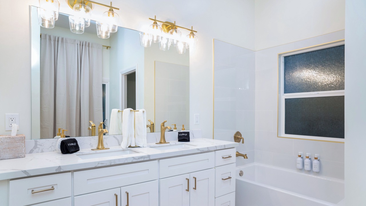 Photo of Bathroom in Clairemont Mesa West
