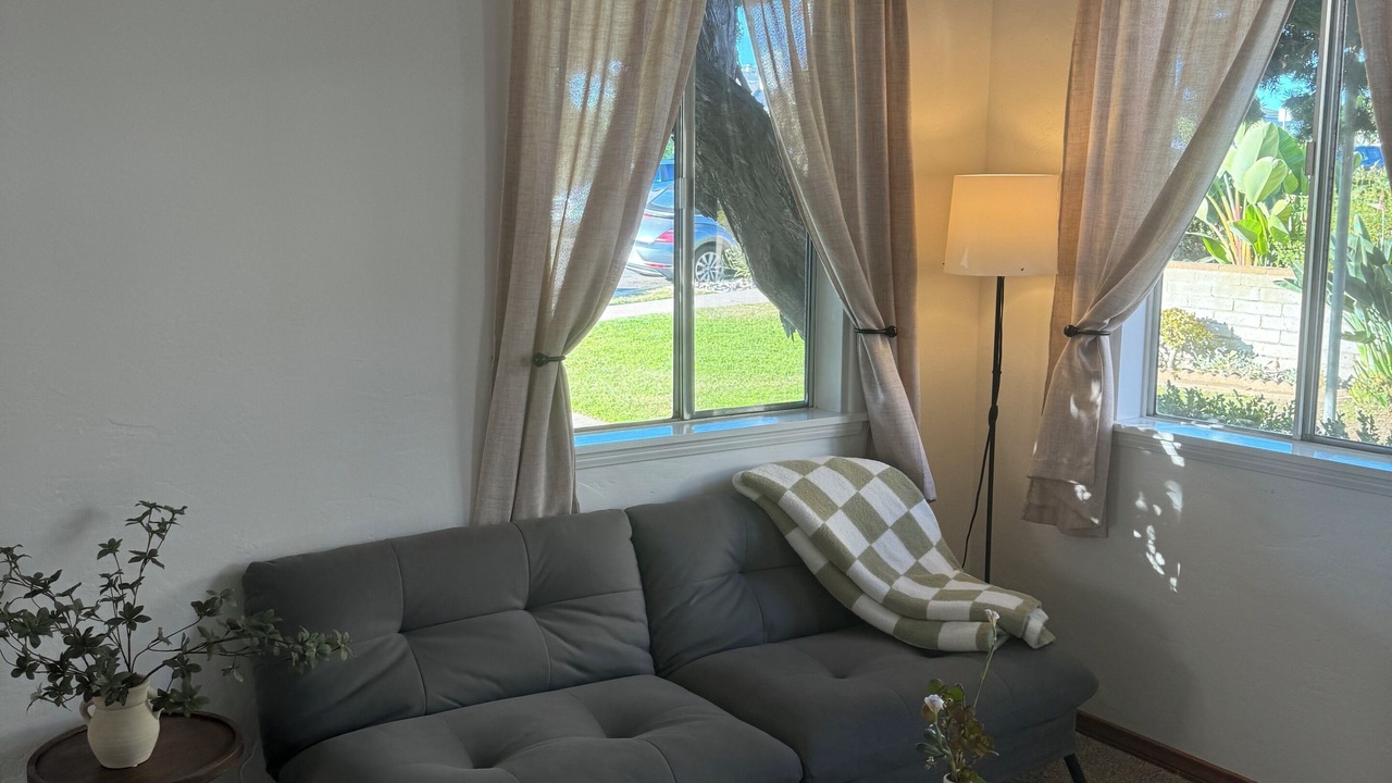 Photo of Livingroom in Crown Point