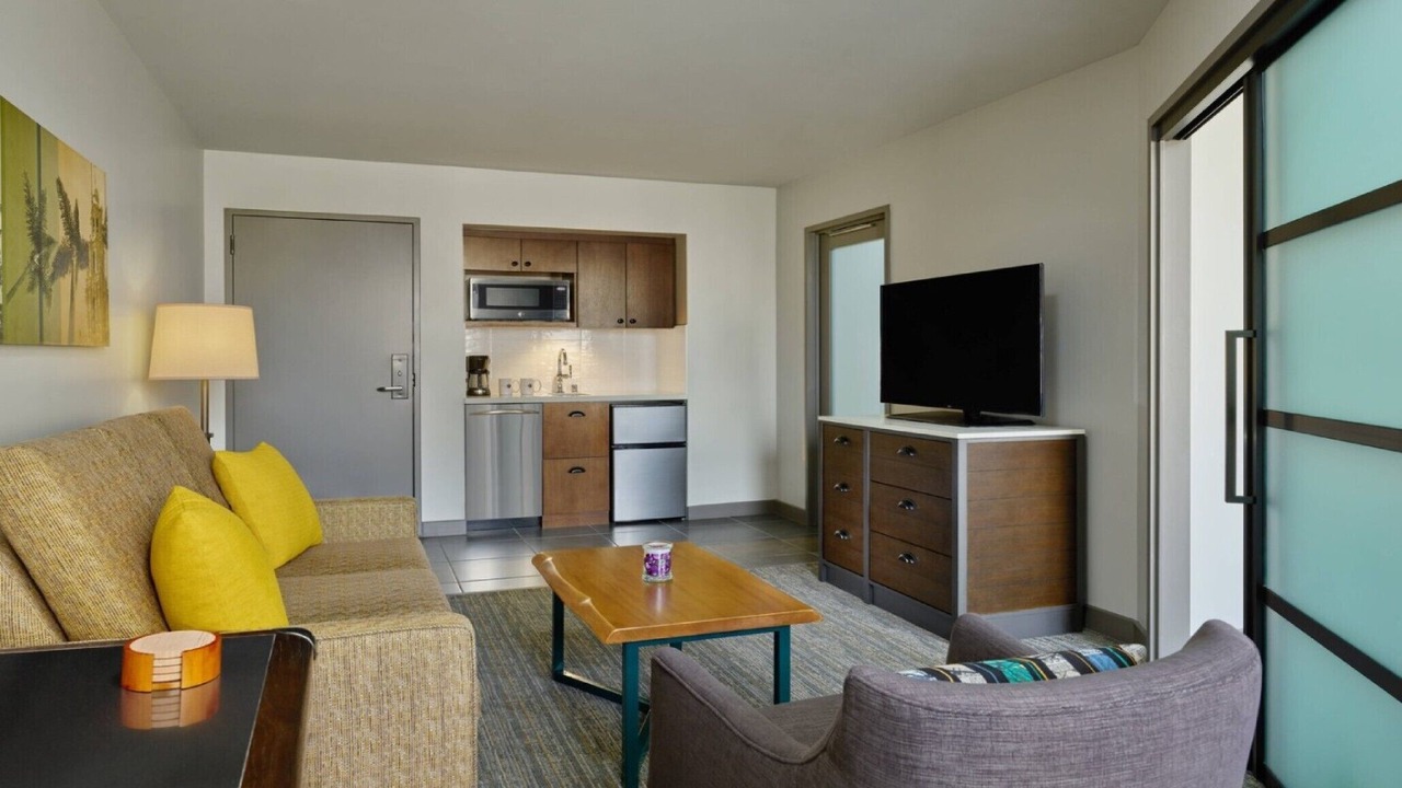 Photo of Livingroom in Civic Core