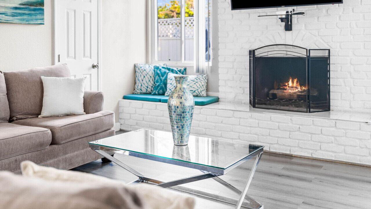 Photo of Livingroom in North Clairemont