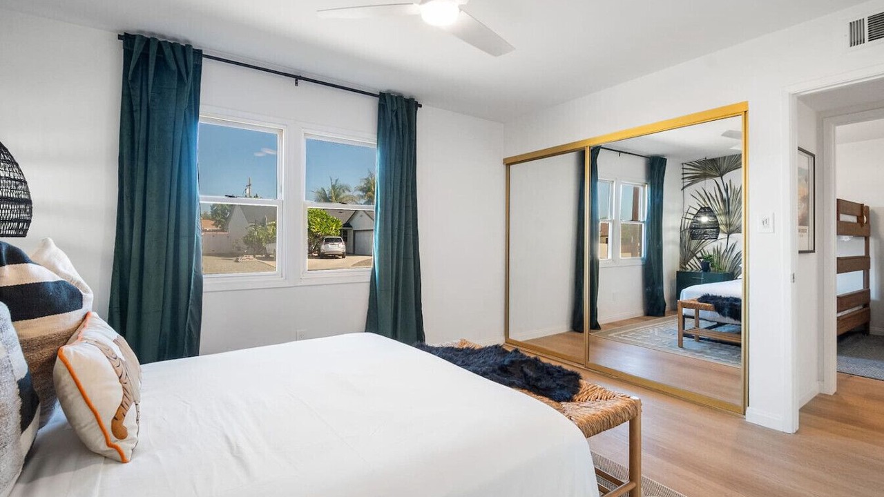 Photo of Bedroom in Clairemont Mesa West