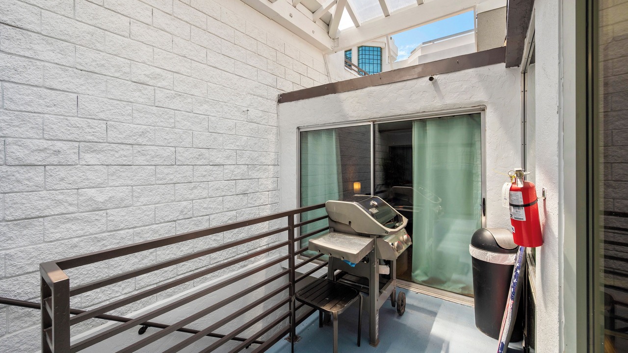 Photo of Patio Balcony in Civic Core