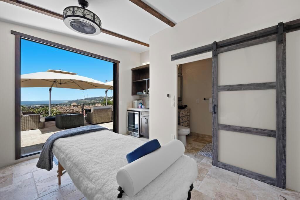 Photo of Bedroom in Hidden Valley