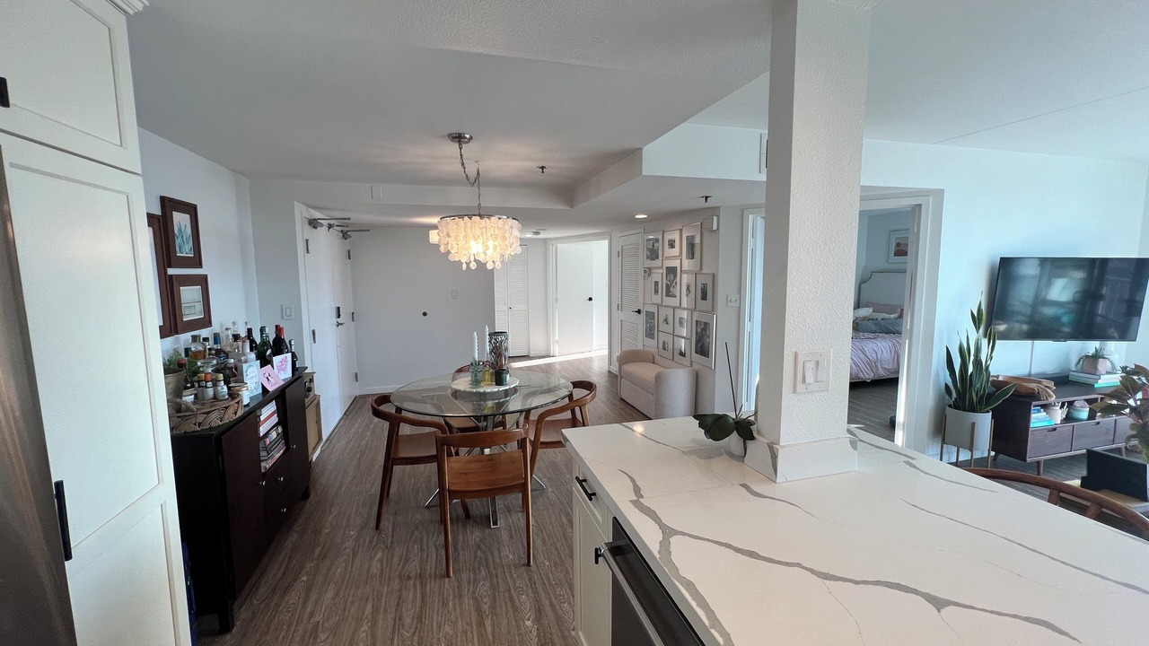 Photo of Livingroom in Civic Core
