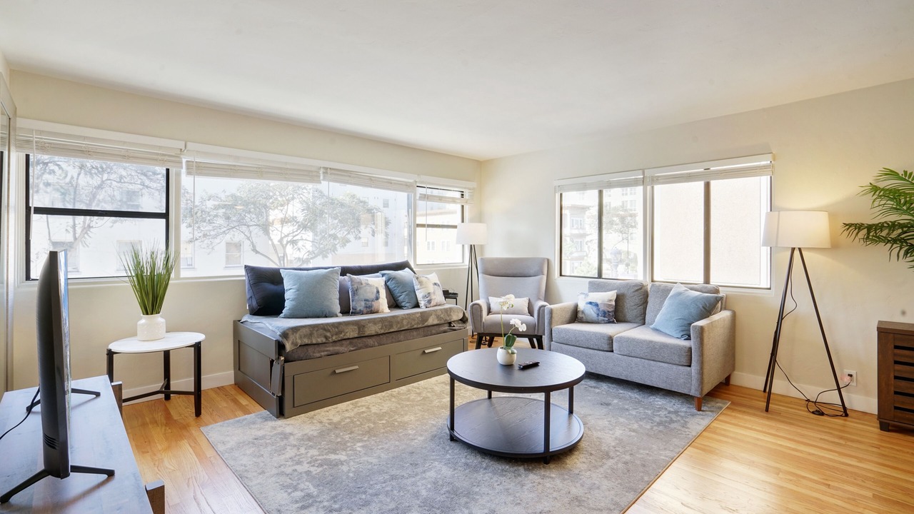 Photo of Livingroom in Civic Core