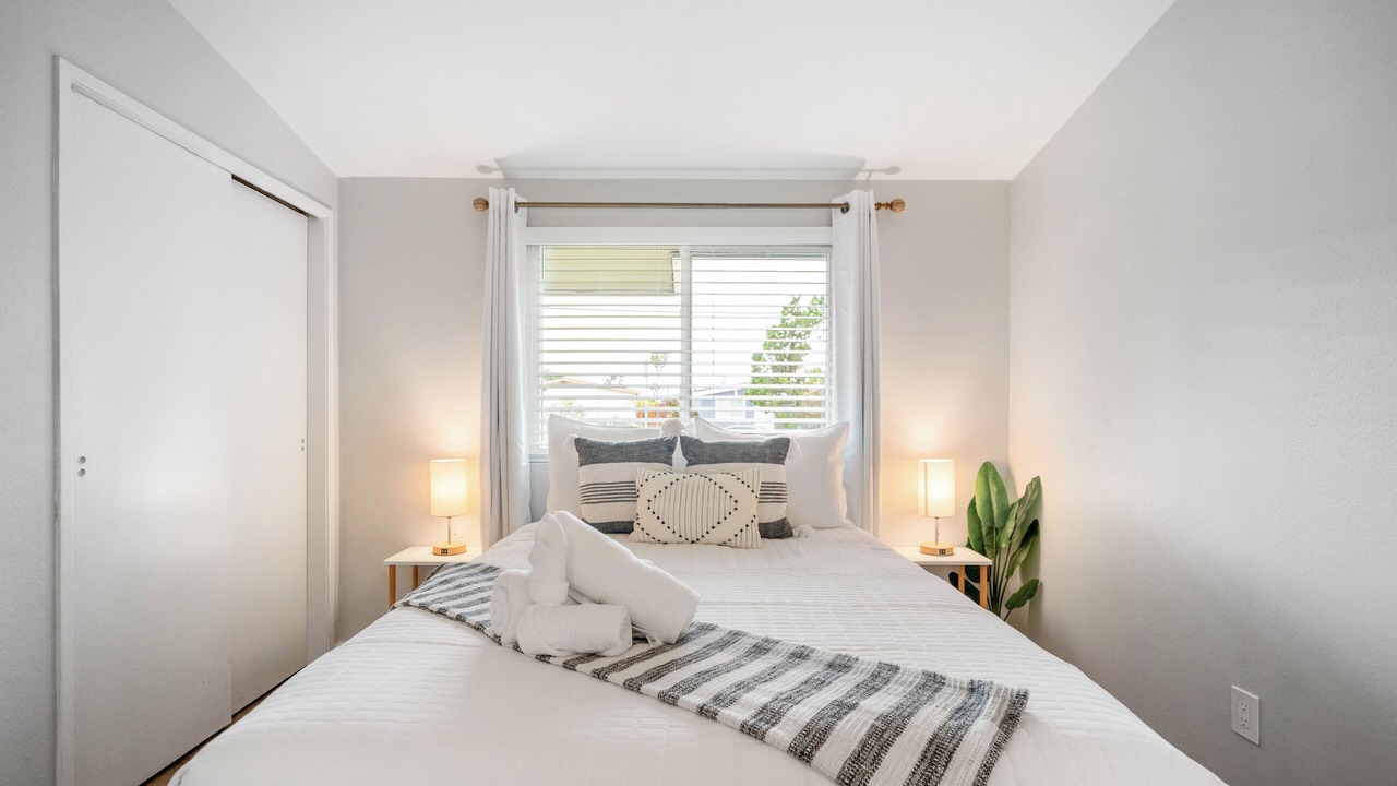Photo of Bedroom in North Clairemont