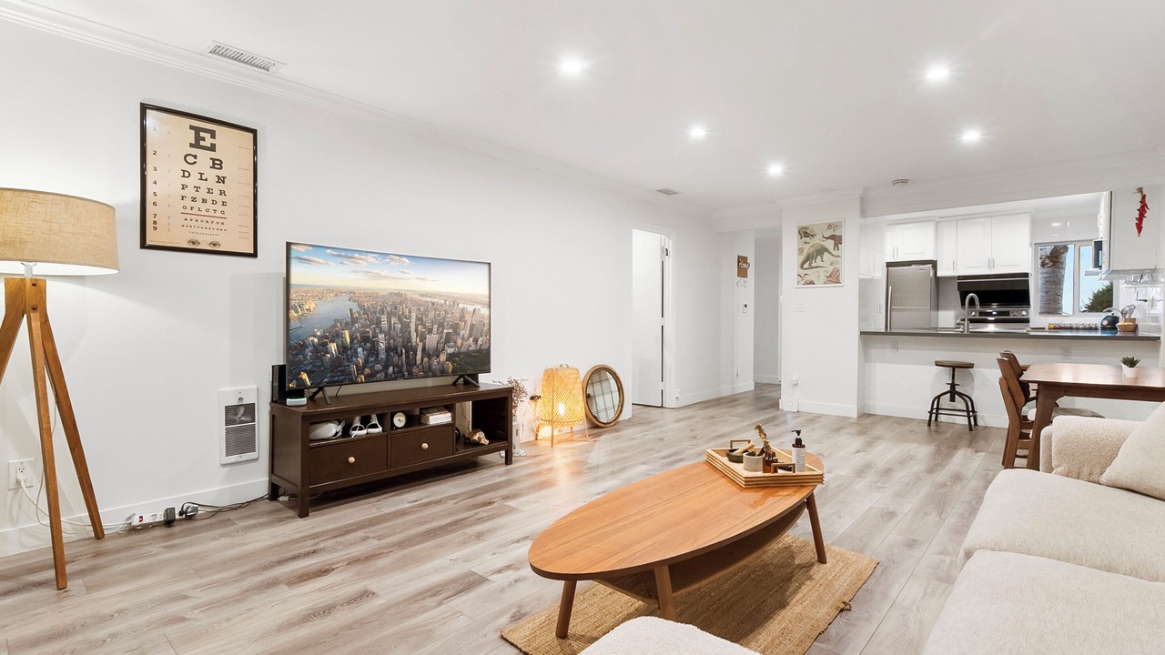 Photo of Livingroom in Clairemont Mesa East