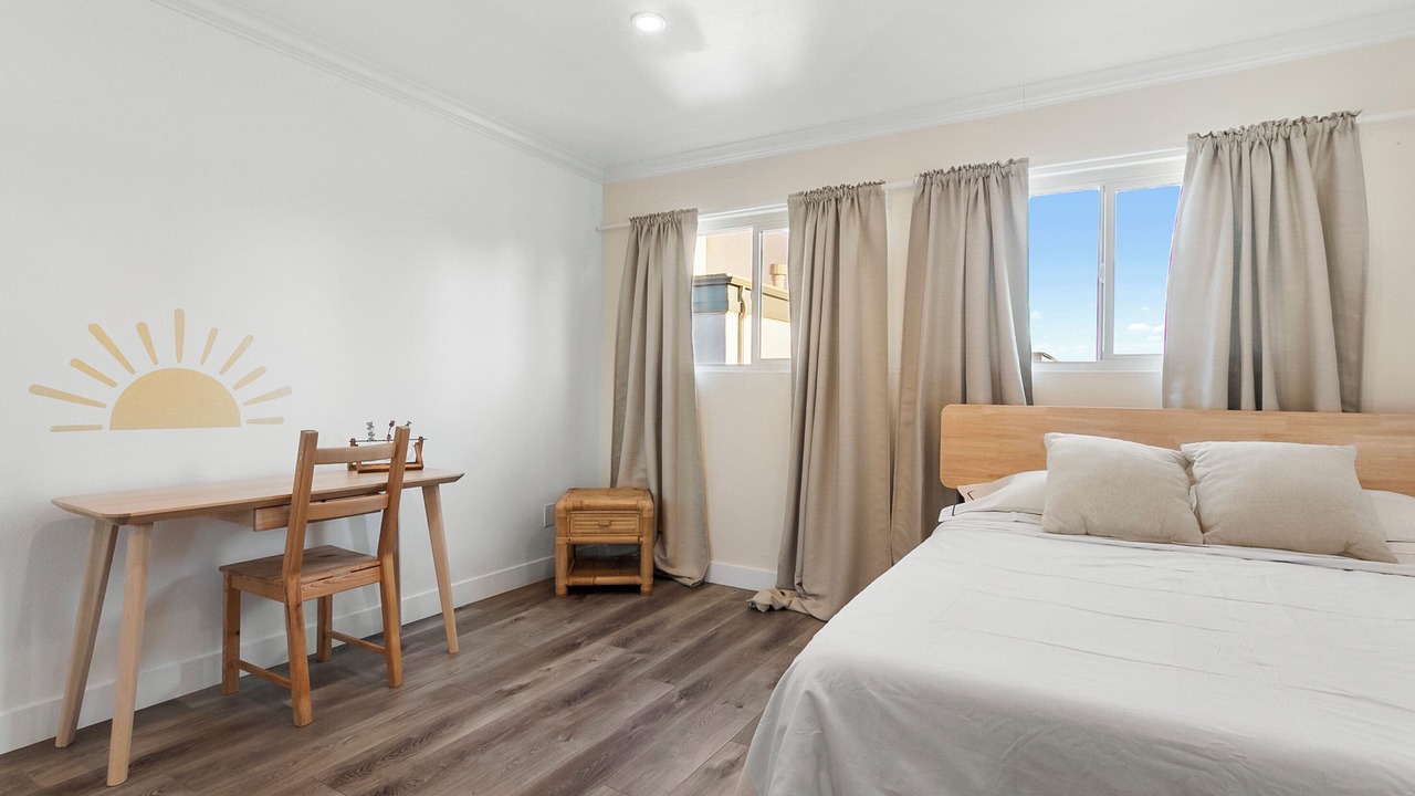Photo of Bedroom in Clairemont Mesa East