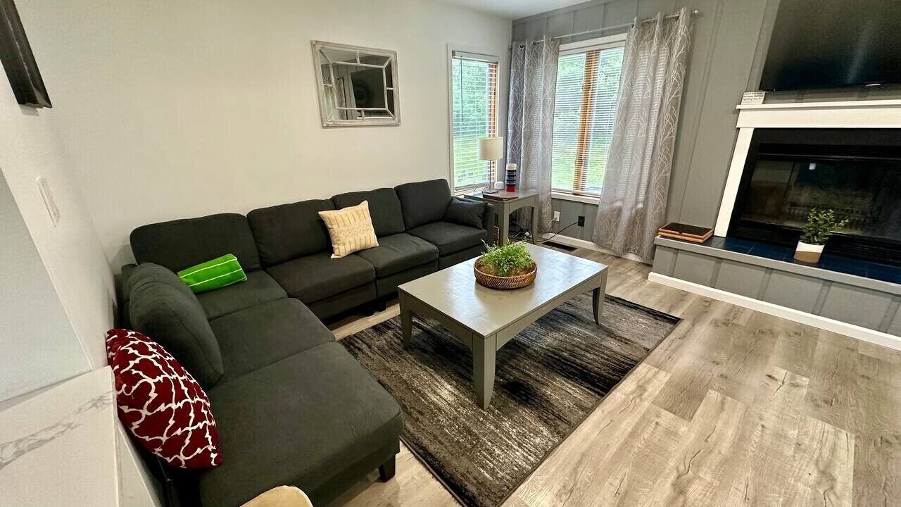 Photo of Livingroom in East Stroudsburg