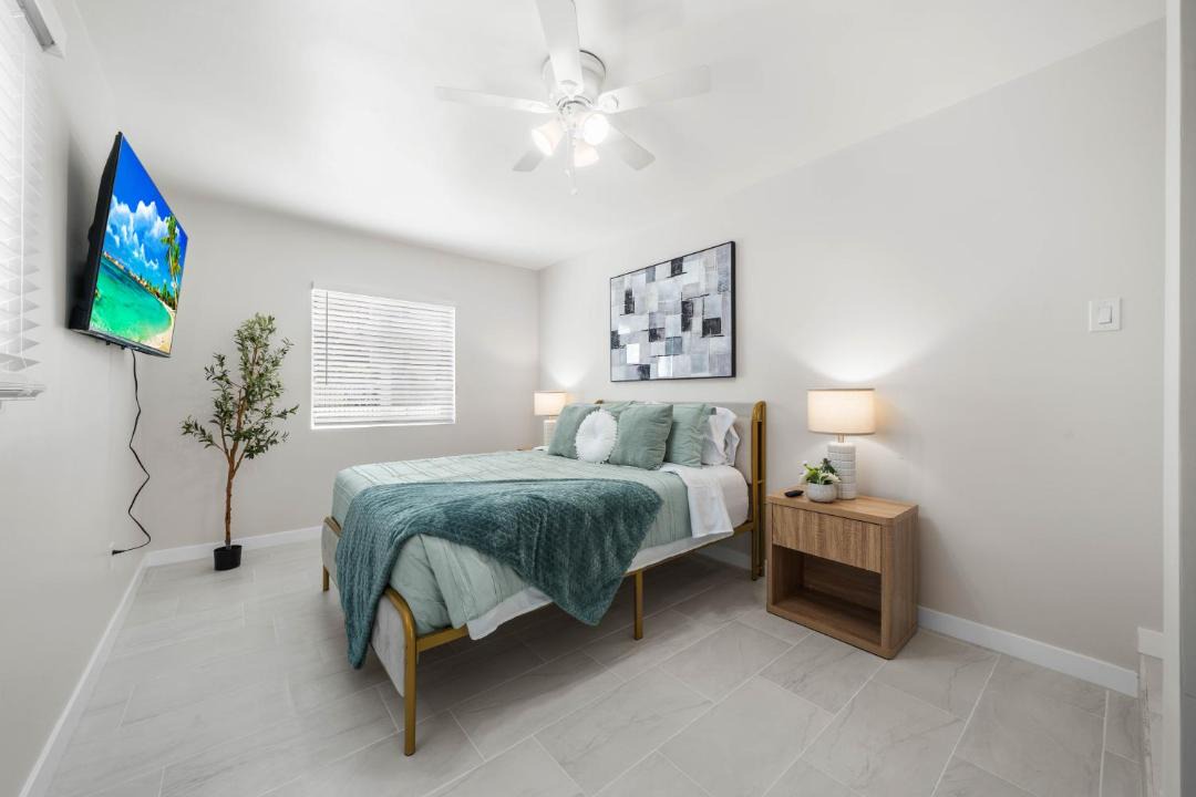 Photo of Bedroom in La Mesa