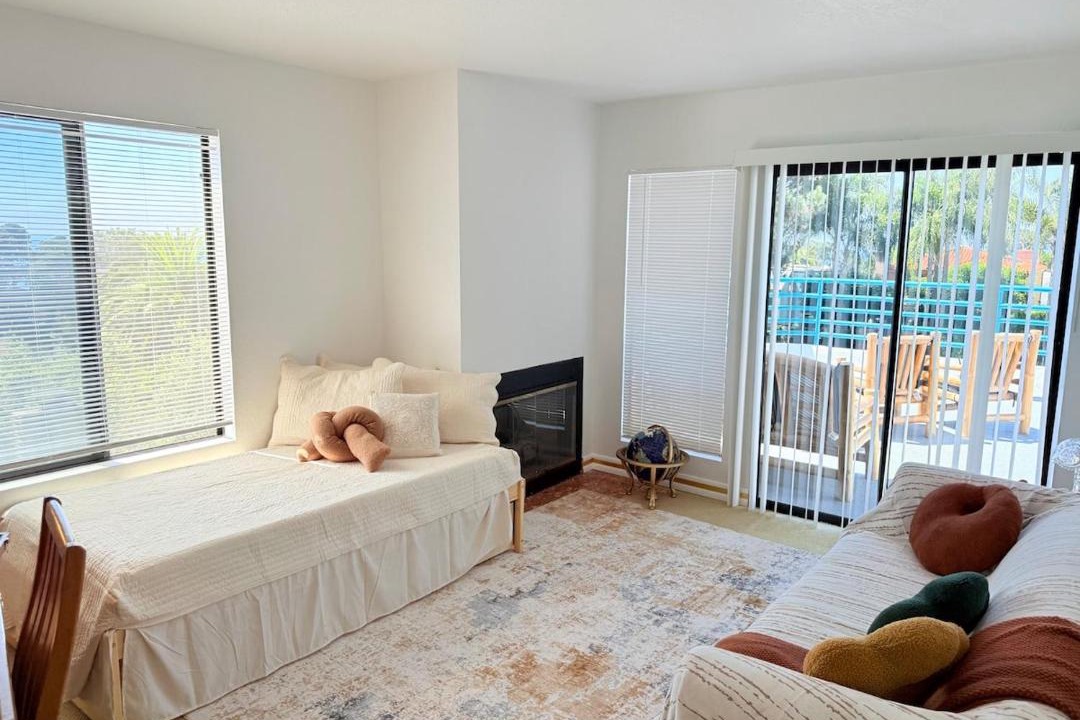Photo of Others in Del Mar Heights