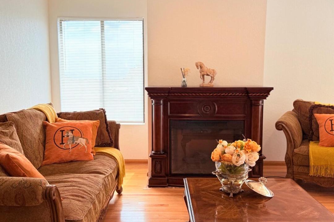 Photo of Livingroom in Del Mar Heights