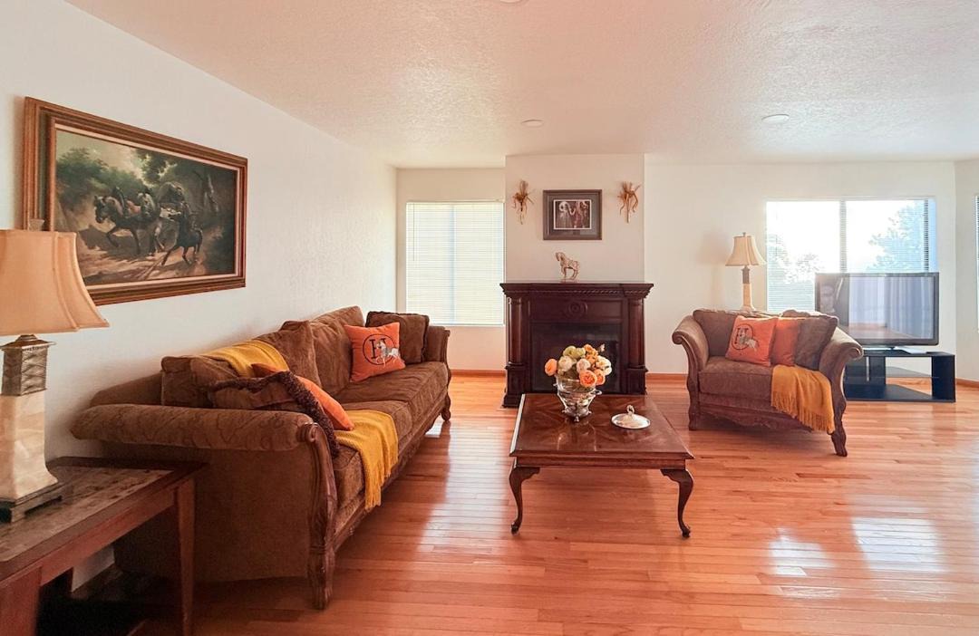 Photo of Others in Del Mar Heights