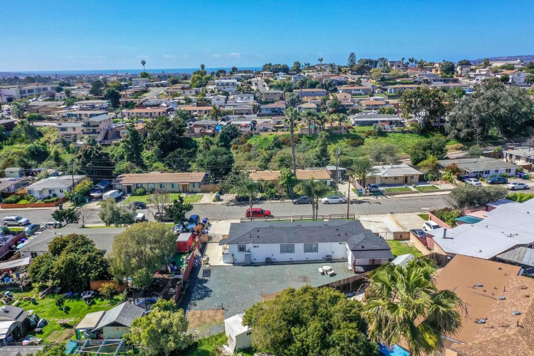 Photo of Others in Linda Vista