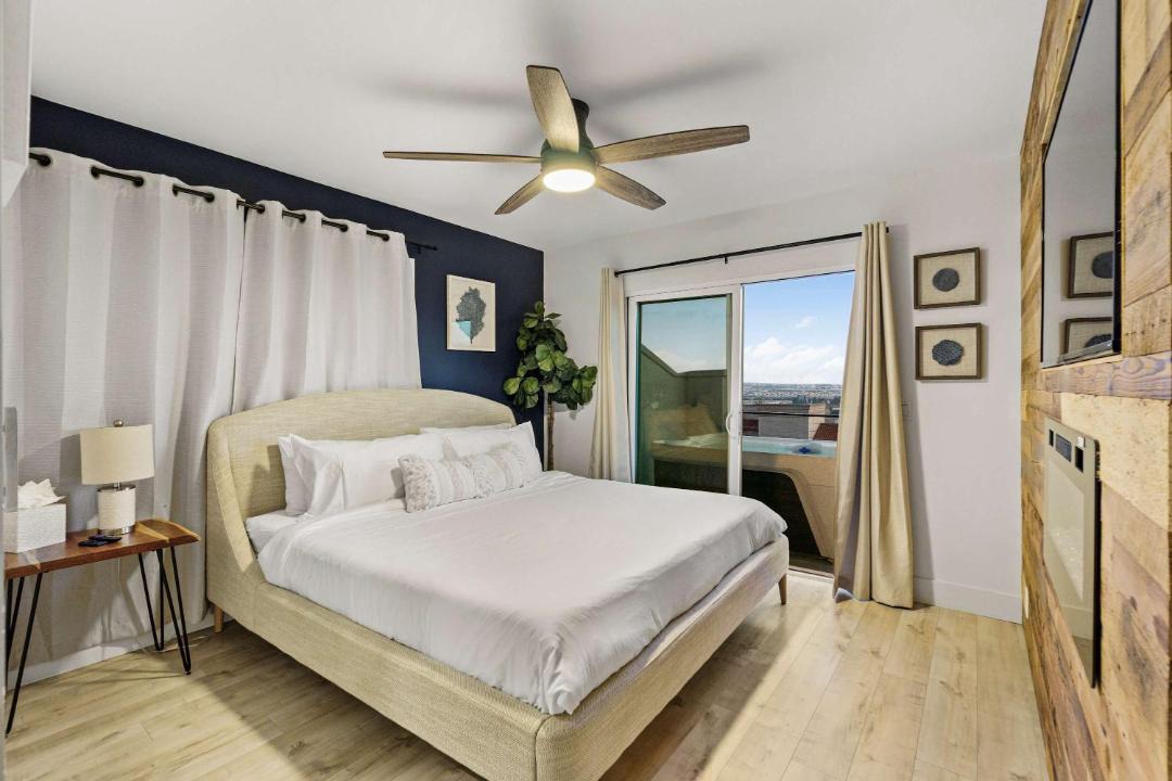 Photo of Bedroom in Mission Hills