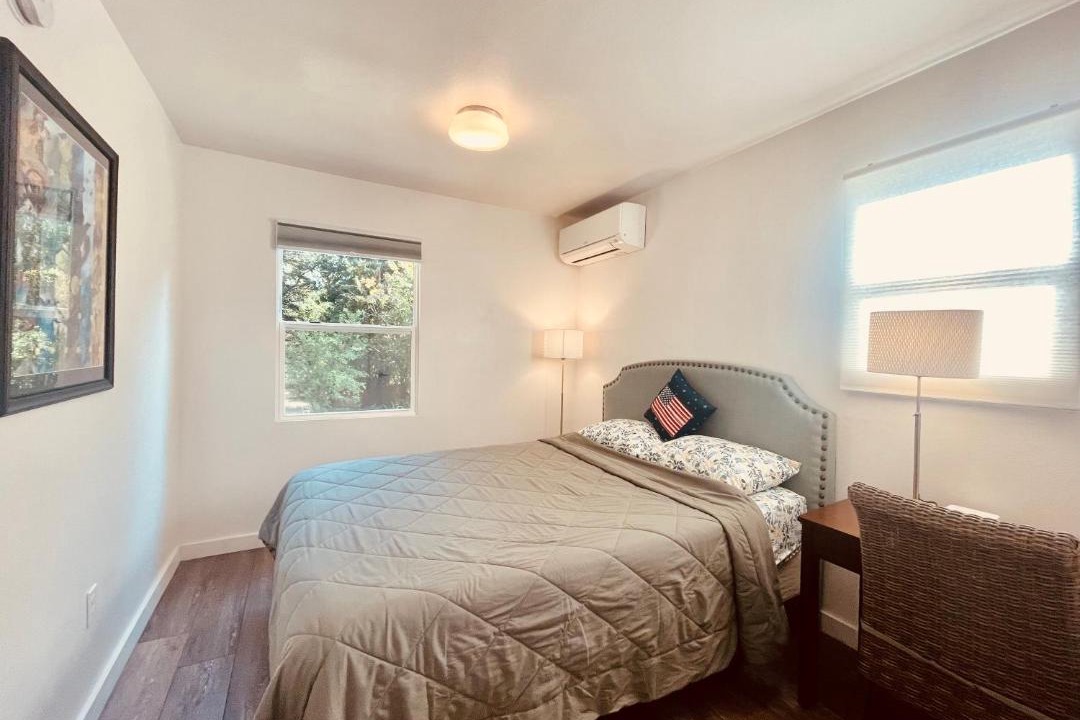 Photo of Bedroom in Haller Lake