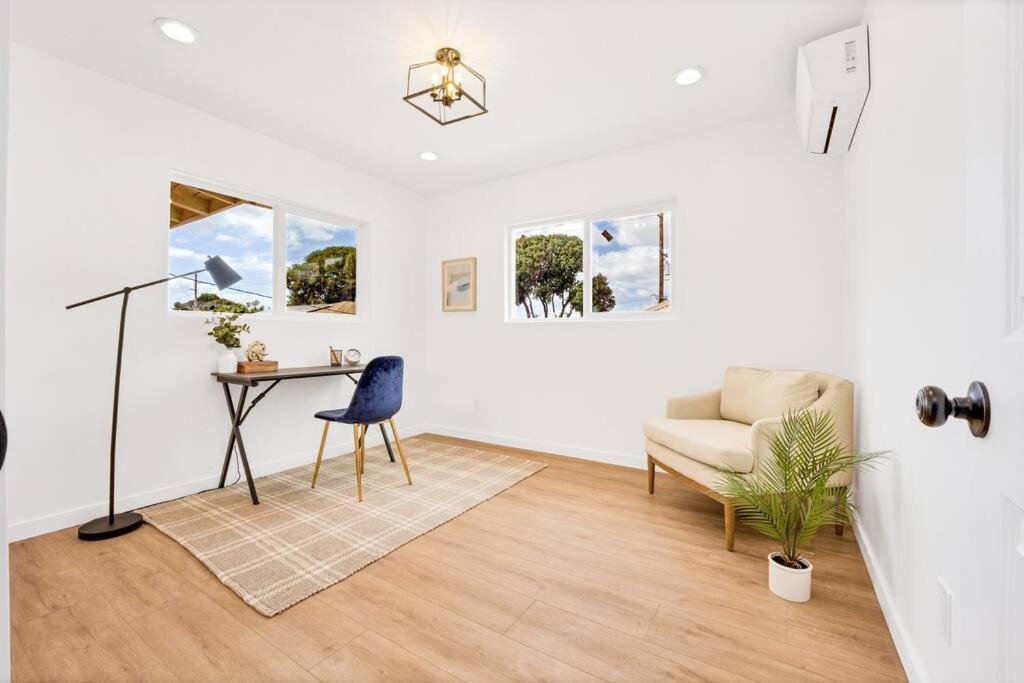Photo of Livingroom in Kaimuki