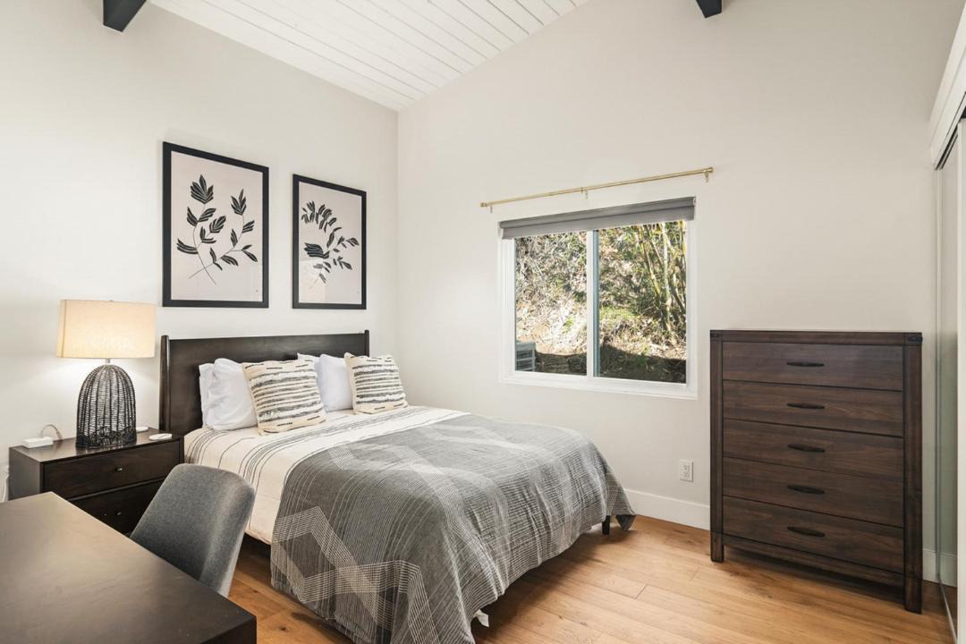 Photo of Bedroom in Pacific Beach