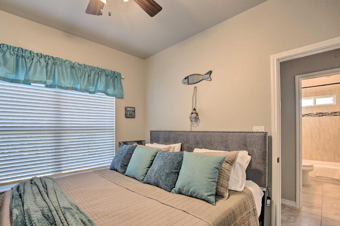 Photo of Bedroom in Canyon Lake