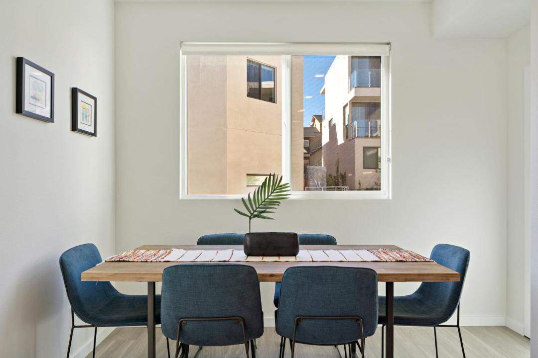 Photo of Livingroom in Golden Hill