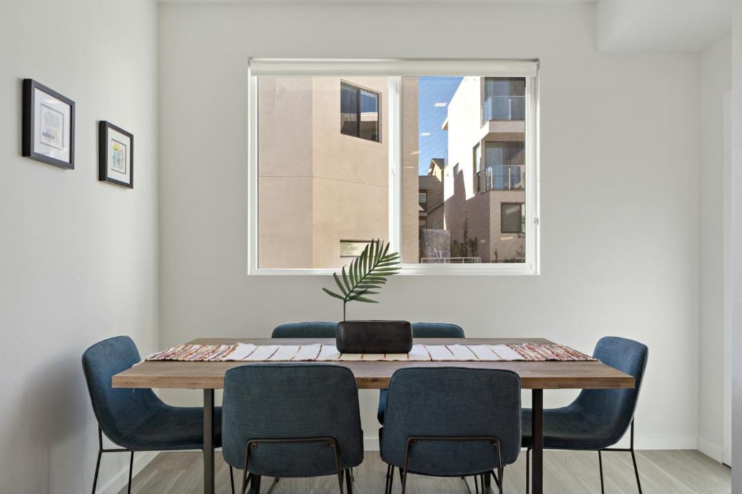 Photo of Livingroom in Golden Hill